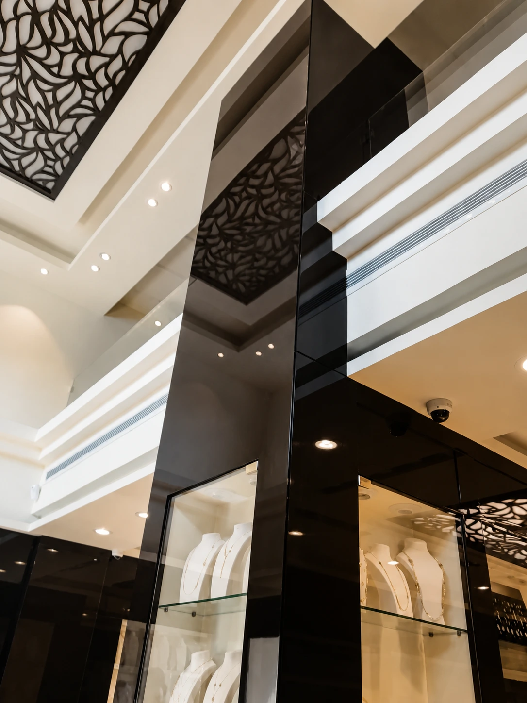 Luxury jewelry store design in Irbid Jordan